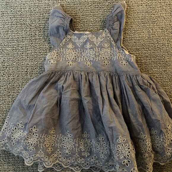 Baby Gap Eyelet Flutter Dress - 12-18m - Picture 3 of 5